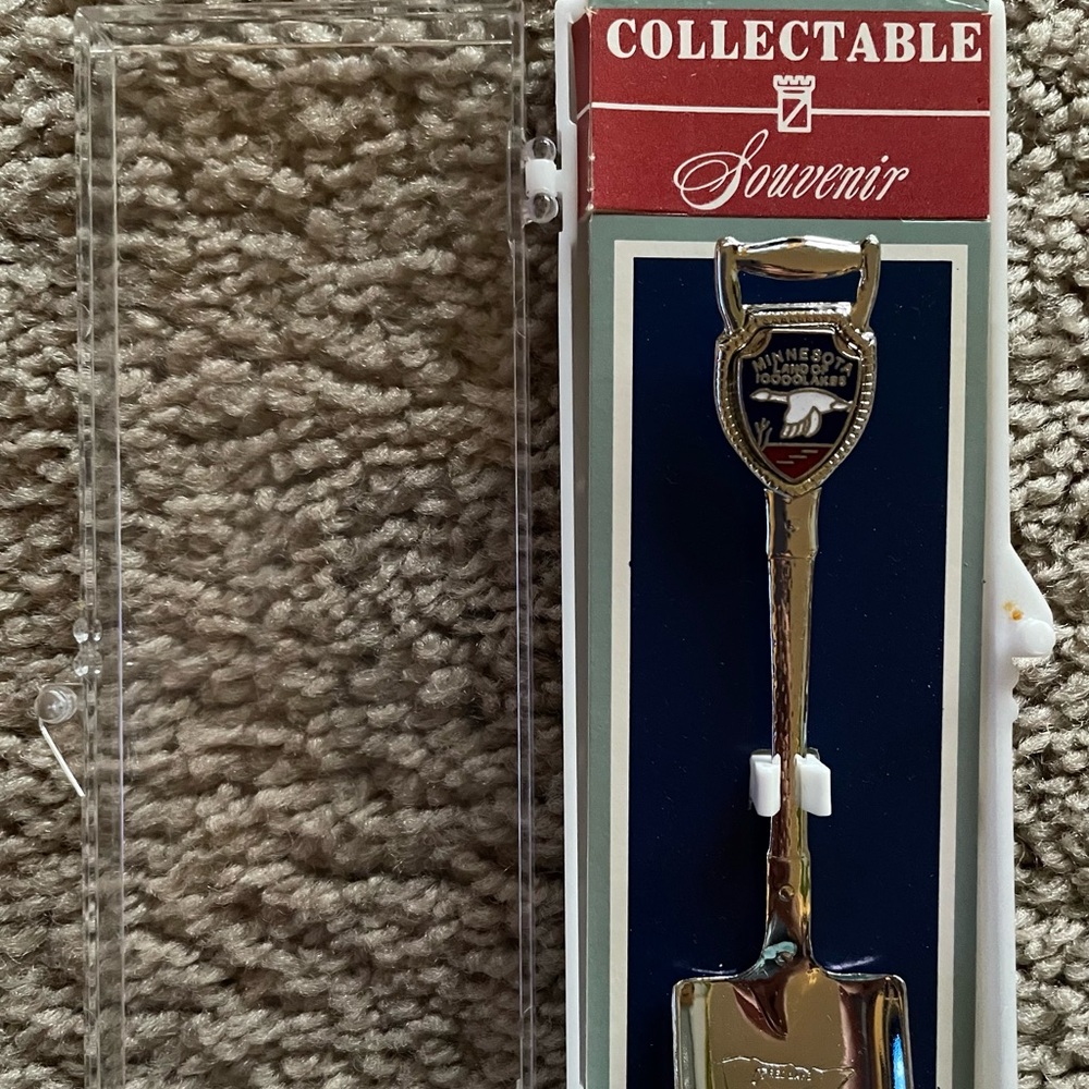 Collectable Minnesota 4-1/4” Spoon/Shovel